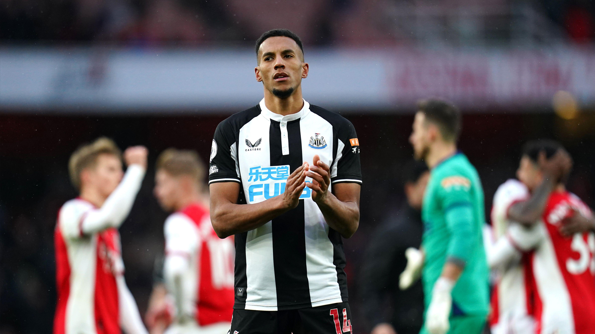 Isaac Hayden – Chiến Binh Tuyến Giữa Cho Mượn Hành Trình Bóng Đá Ấn Tượng